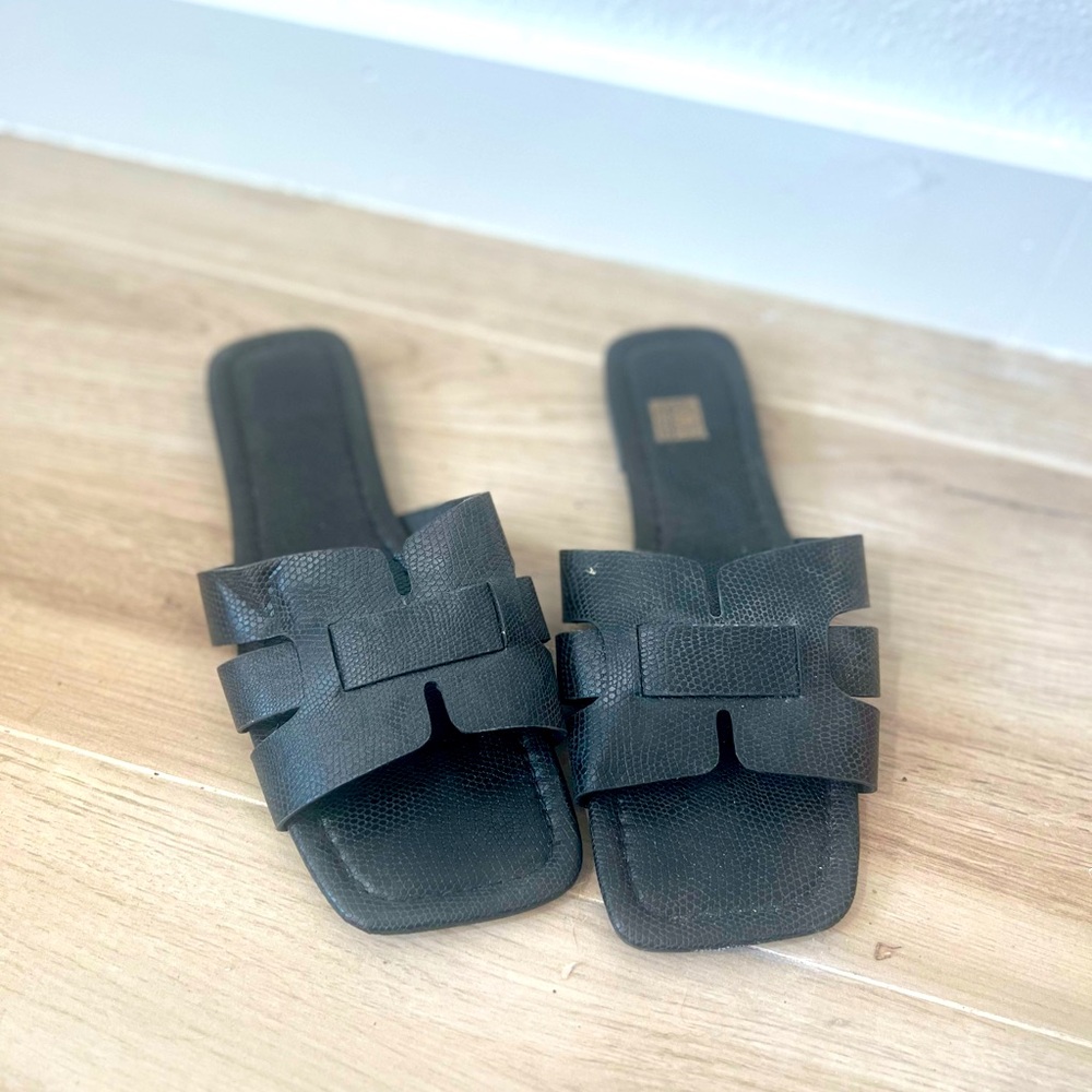 Black Sandals